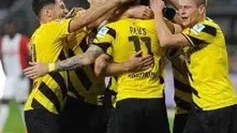 2025年中国篮球公开赛桂林赛区临桂区金贸中心荣获预选赛冠军