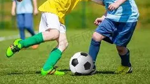 刘少昂勇夺短道速滑世锦赛男子1500米铜牌