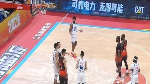 “1月26日NBA常规赛精彩对决：挑战勇士队，赛事亮点回顾”